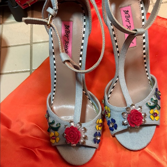 Betsey Johnson Shoes - Betsey Johnson Light Blue Floral Heels
